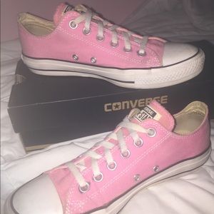 Pink converse